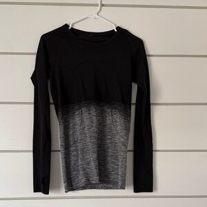 LULULEMON Black and Gray Long Sleeve Swiftly Tech Top